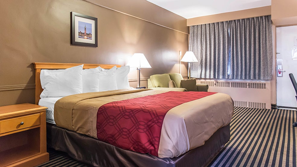 Econo Lodge Downtown Ottawa