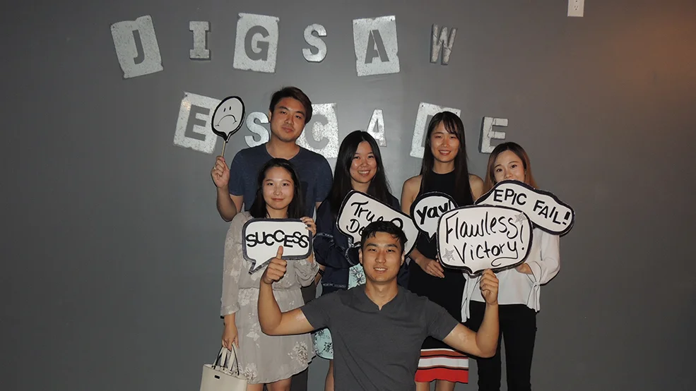 Jigsaw Escapes